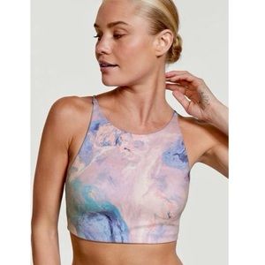 Victoria's Secret Incredible Essential High Neck Strappy Back Sports Bra